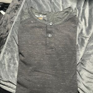 American Eagle Outfitters Black Long Sleeve Tee